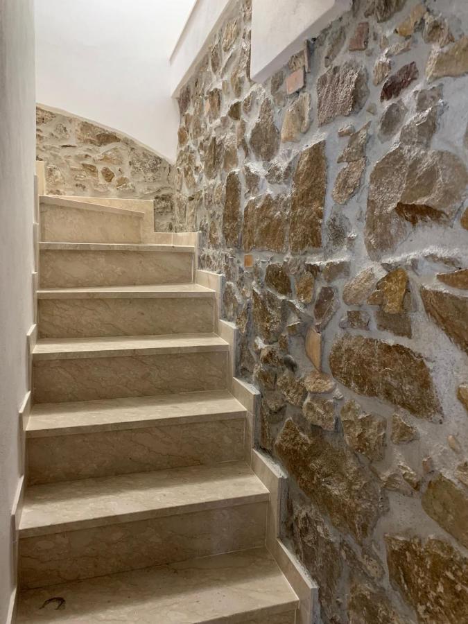 Dea Del Borgo Villa Sant'Ambrogio  Buitenkant foto
