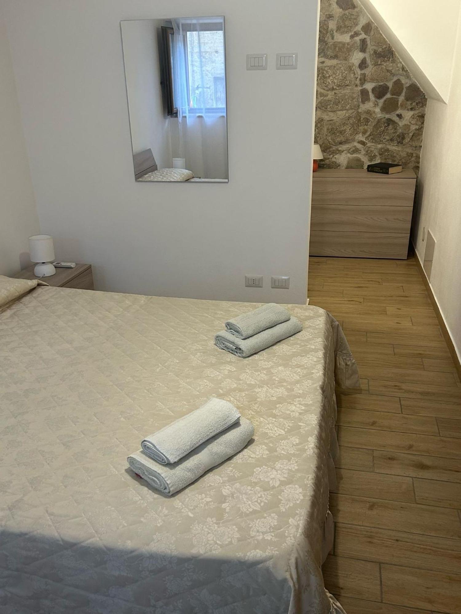 Dea Del Borgo Villa Sant'Ambrogio  Buitenkant foto